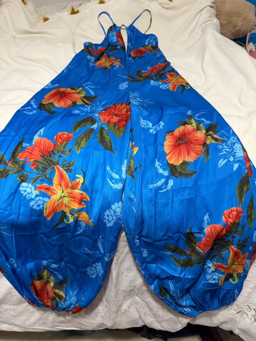 NWT Anthropologie Plunged Relaxed Fit Blue Floral Halter Jumpsuit Women’s Small - Picture 4 of 6